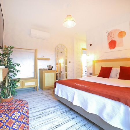 Huzurla Otel Izmir Eksteriør billede