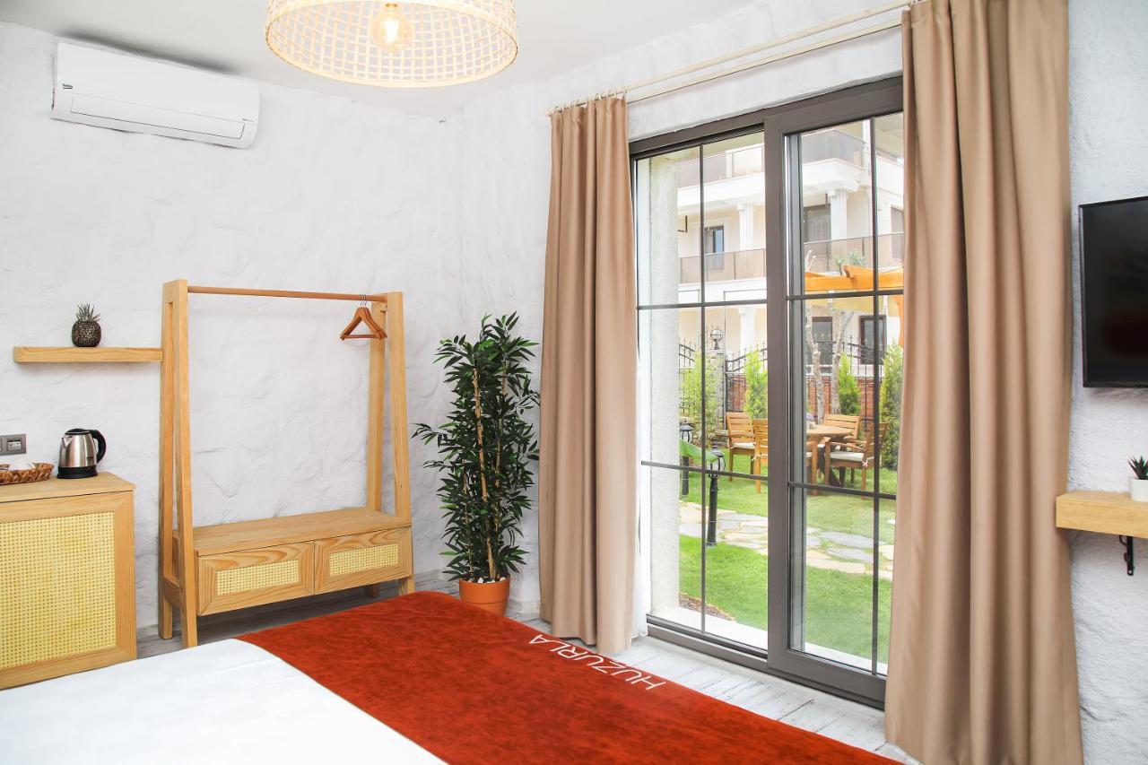 Huzurla Otel Izmir Eksteriør billede