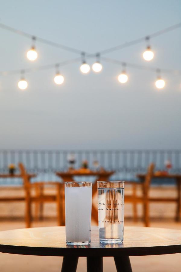 Huzurla Otel Izmir Eksteriør billede