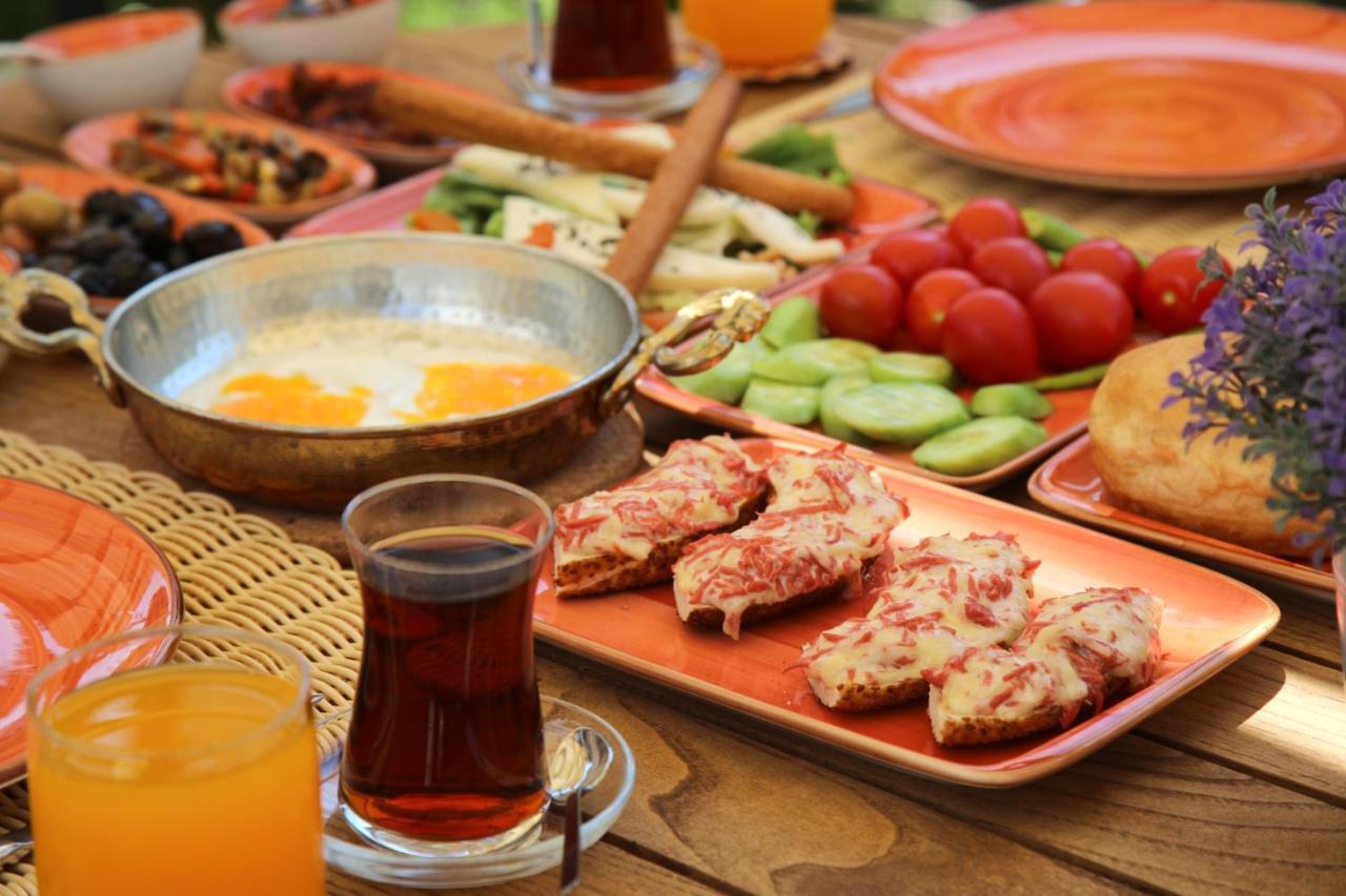 Huzurla Otel Izmir Eksteriør billede