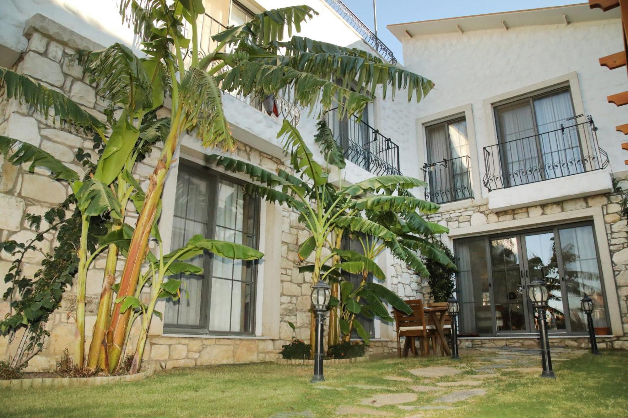 Huzurla Otel Izmir Eksteriør billede