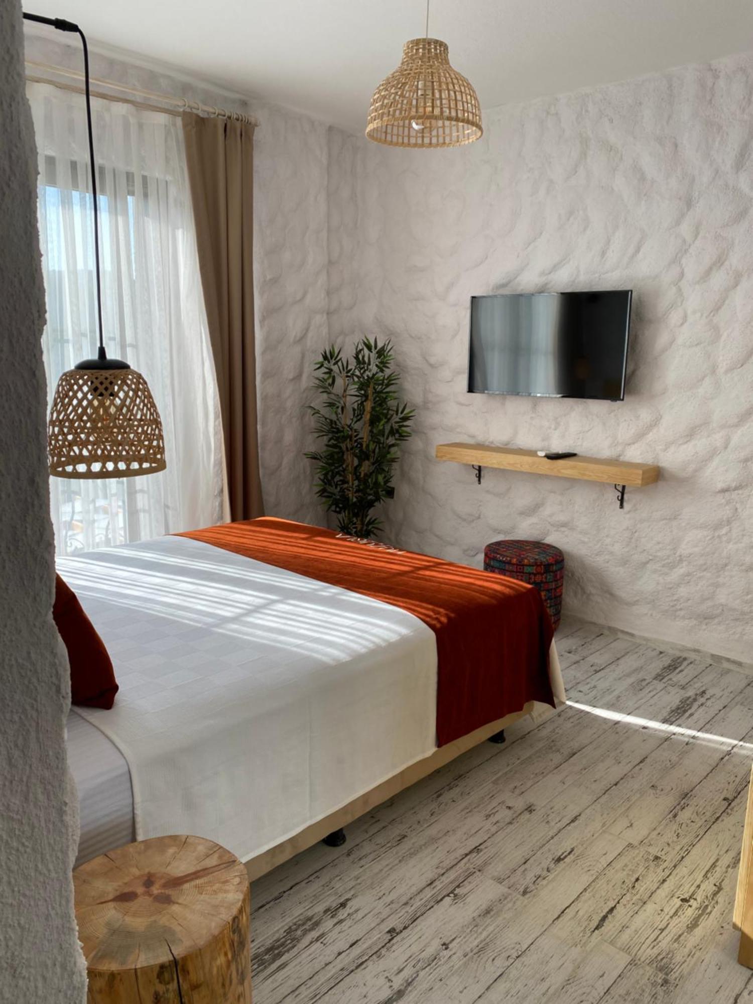 Huzurla Otel Izmir Eksteriør billede