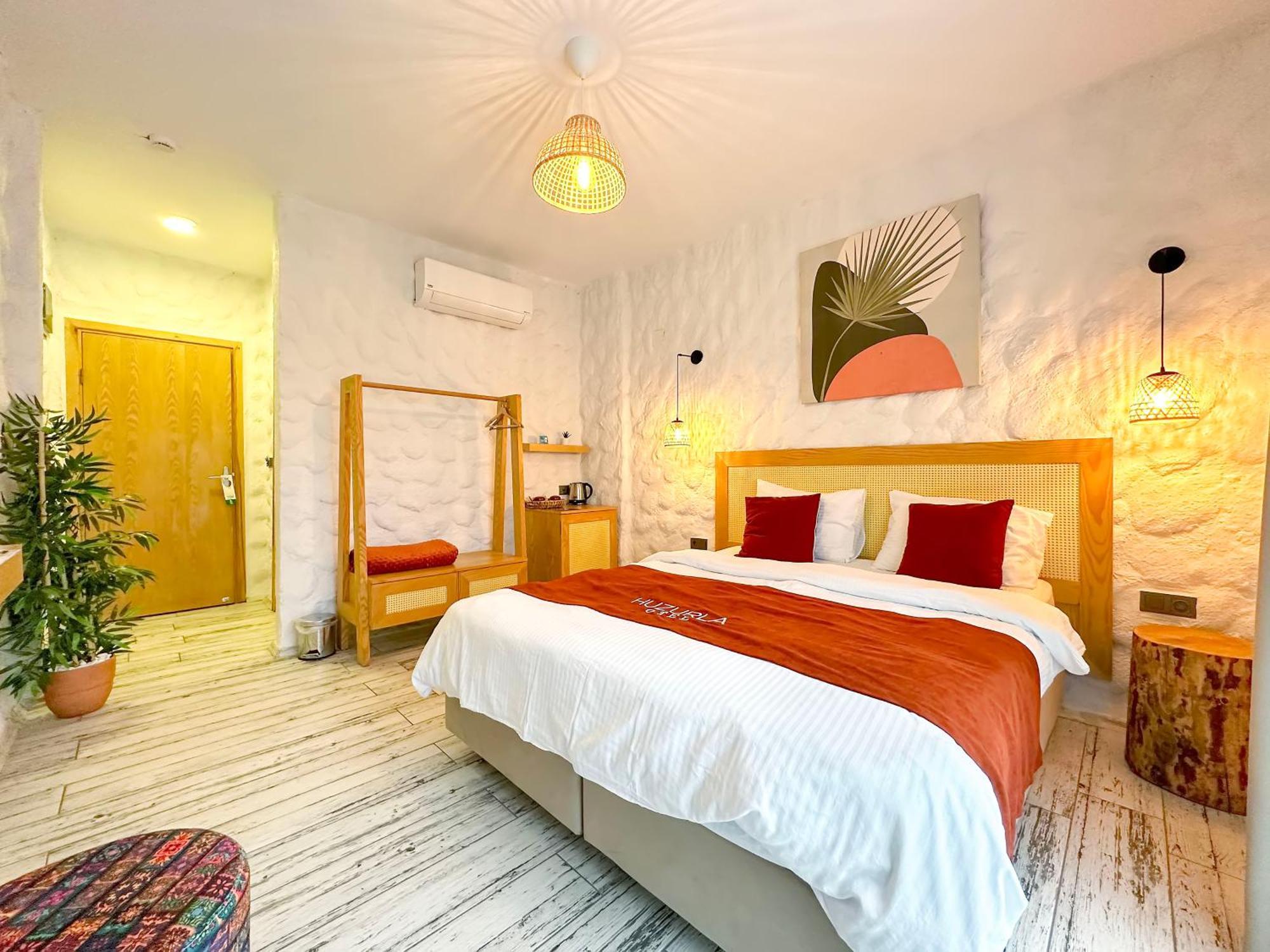 Huzurla Otel Izmir Eksteriør billede