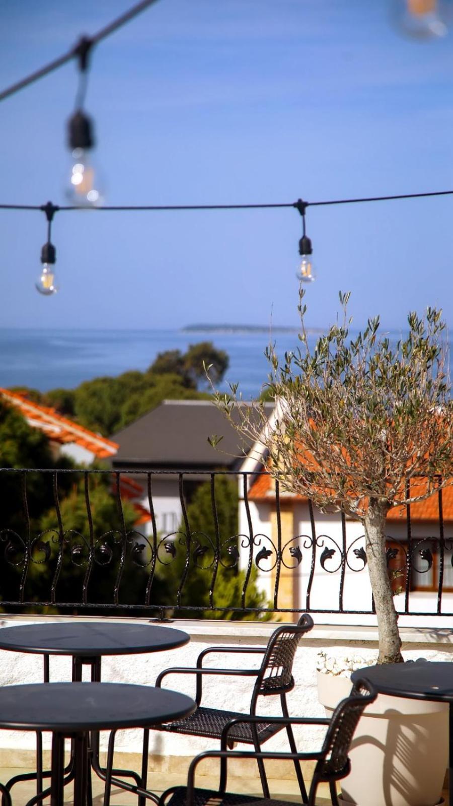 Huzurla Otel Izmir Eksteriør billede